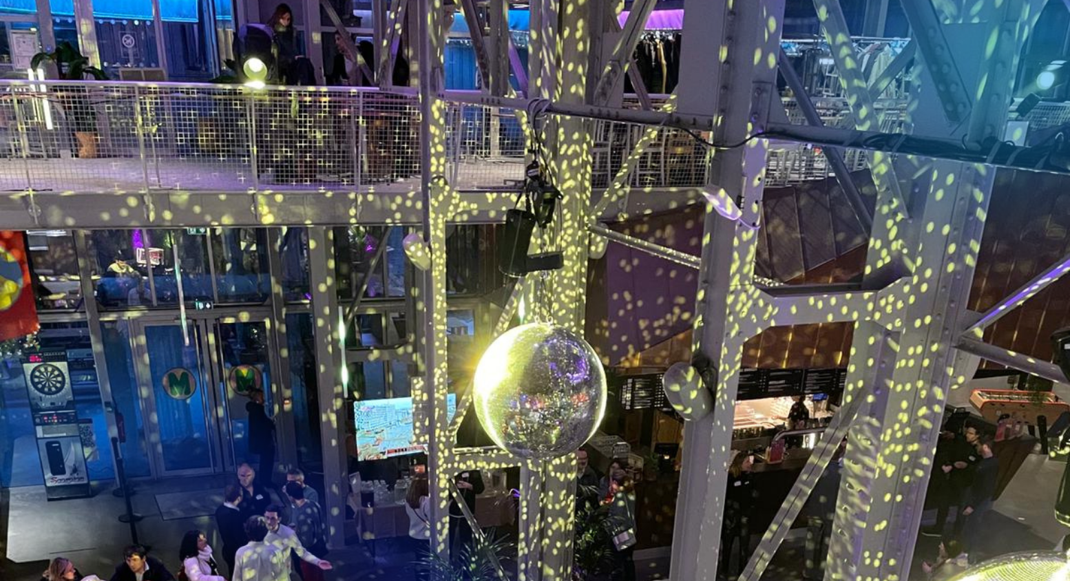 Alternative text - Soirée disco 🪩